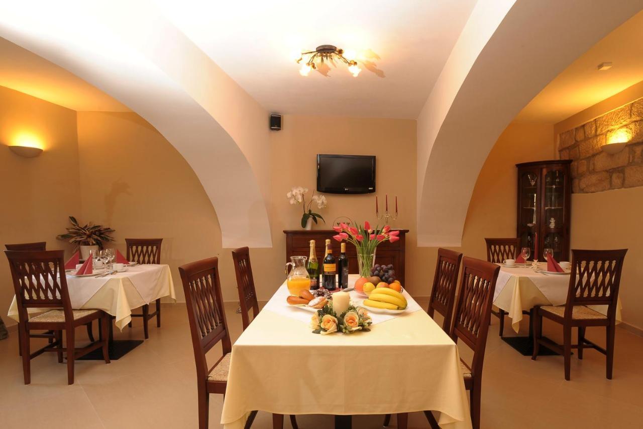 Apartmán U krále Tylova 515 Jicin Exterior foto